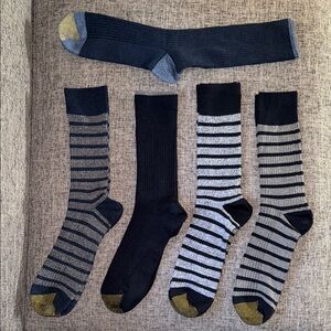 Men's Striped and Solid Socks Set